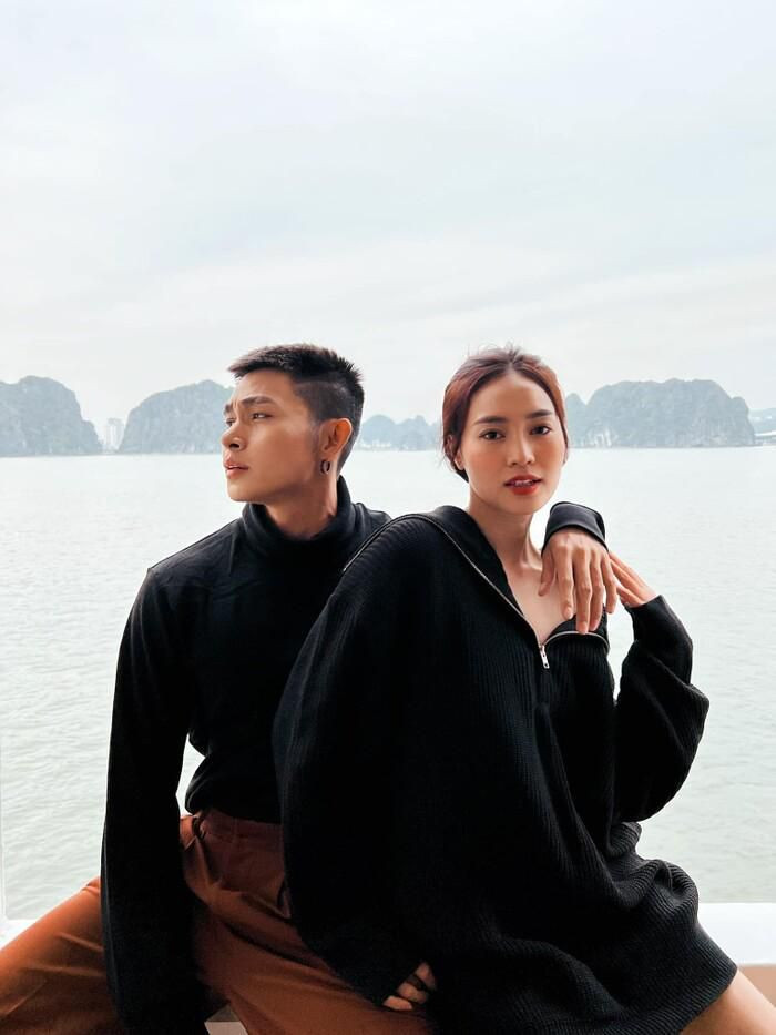 Cụ thể, trên trang cá nhân , Ninh Dương Lan Ngọc có lời mời khán giả chỉnh cho mình một vài bức ảnh chụp cùng người bạn thân Jun Phạm.