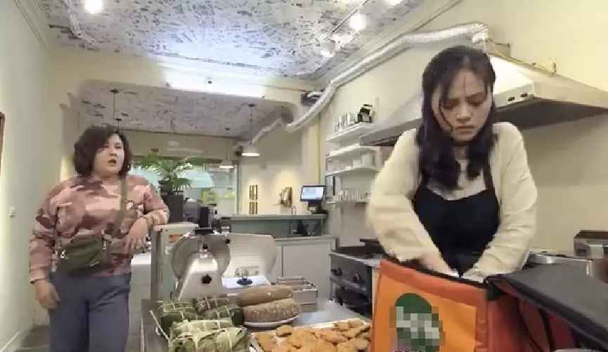 Ngoài ra, "hot girl trăm ký" từng đạt giải Á quân Bước Nhảy Ngàn Cân năm 2017.