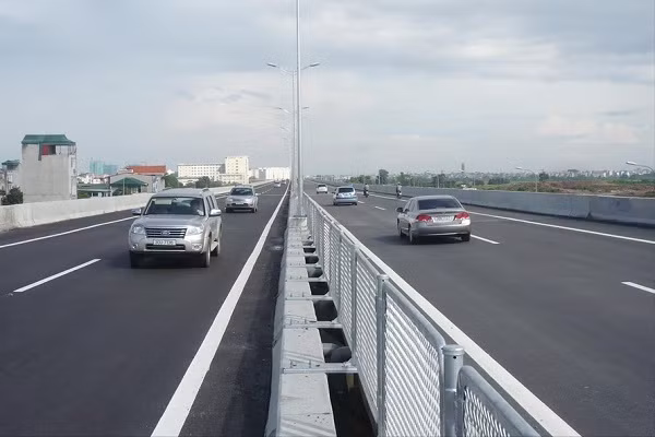 De xuat duong Vanh dai 4 co lan tren cao