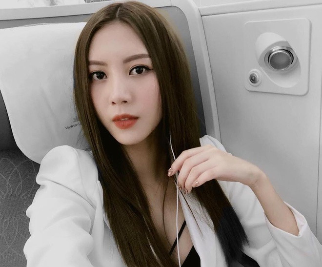 Cuối năm 2014, Vũ Ngọc Châm (sinh năm 1992) gây chú ý khi xuất hiện trong MV Chắc ai đó sẽ về của Sơn Tùng M-TP. Năm 2017, Ngọc Châm giành vị trí quán quân chương trình The Look. Sau đó, 9X bị hoạt động mờ nhạt, không có nhiều dấu ấn.