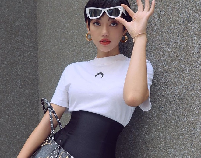 Hình ảnh sau tin đồn phẫu thuật thẩm mỹ của Khánh Linh nhận được ý kiến trái chiều. Bên cạnh những lời khen, nhiều người cho rằng gương mặt 9X khá gượng gạo, thiếu tự nhiên.