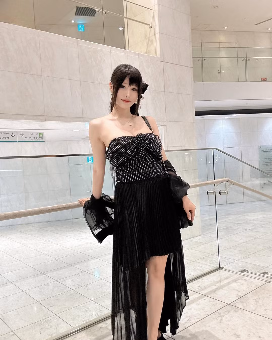 Do đã quá quen với những hình ảnh bốc lửa của haneame nên mới đây, khi cô nàng này đăng tải bộ ảnh cosplay “kín đáo” mới thì lượng tương tác của bài đăng bất ngờ giảm đột biến.