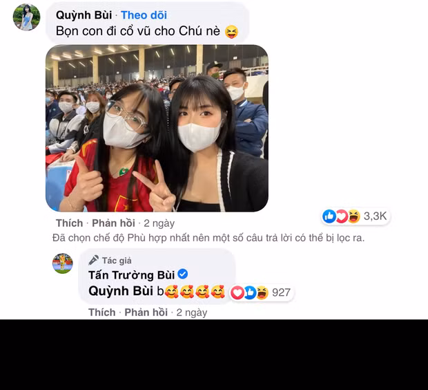 Điều đáng chú ý là phía dưới hình ảnh cũng như clip của cặp TikToker thị phi Gấm Kami và Quỳnh Alee, netizen lại gọi tên thủ môn đội tuyển Việt Nam là Bùi Tấn Trường, khẳng định 2 cô nàng đến sân ủng hộ "ông chú" thủ môn.
