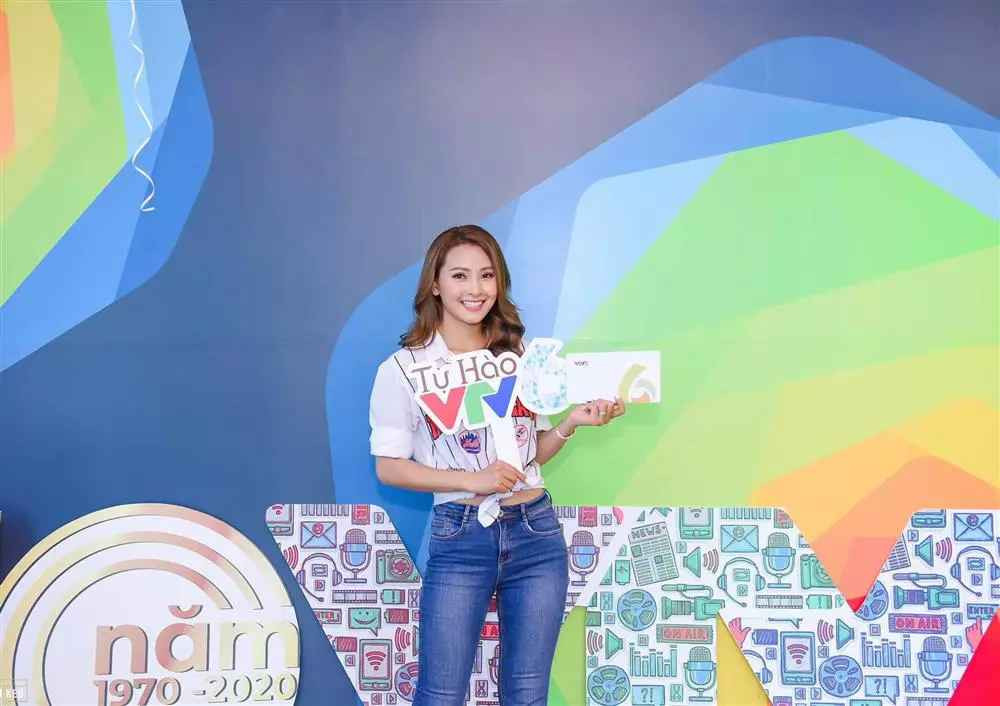 Thông tin nhanh chóng nhận được sự quan tâm của đông đảo công chúng. Nhiều người bày tỏ sự tiếc nuối với một kênh truyền hình gắn liền với rất nhiều tuổi thơ của 8X, 9X như: 5s Online, Bữa Trưa Vui Vẻ, Ghế Không Tựa, Cầu Vồng,...