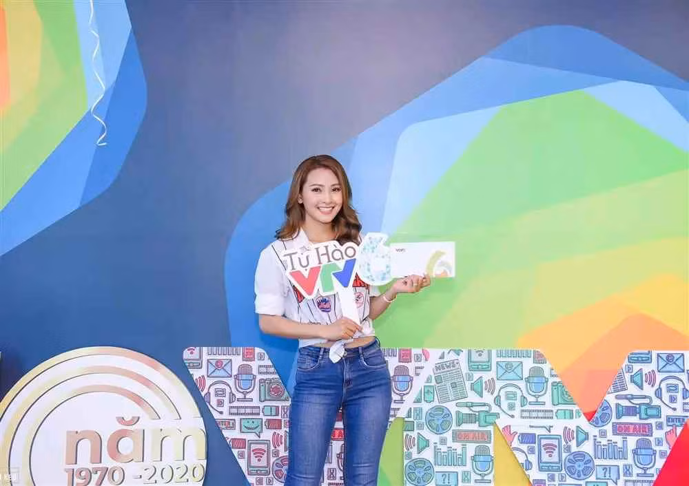 Thông tin nhanh chóng nhận được sự quan tâm của đông đảo công chúng. Nhiều người bày tỏ sự tiếc nuối với một kênh truyền hình gắn liền với rất nhiều tuổi thơ của 8X, 9X như: 5s Online, Bữa Trưa Vui Vẻ, Ghế Không Tựa, Cầu Vồng,...