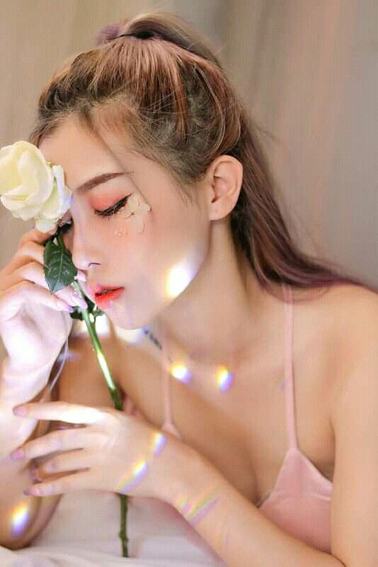 Giai đoạn giãn cách xã hội cũng là dịp để Băng Ngân tập trung xây dựng các trang mạng xã hội, để tiếp cận nhiều khách hàng hơn cũng như chuẩn bị cho tương lai.