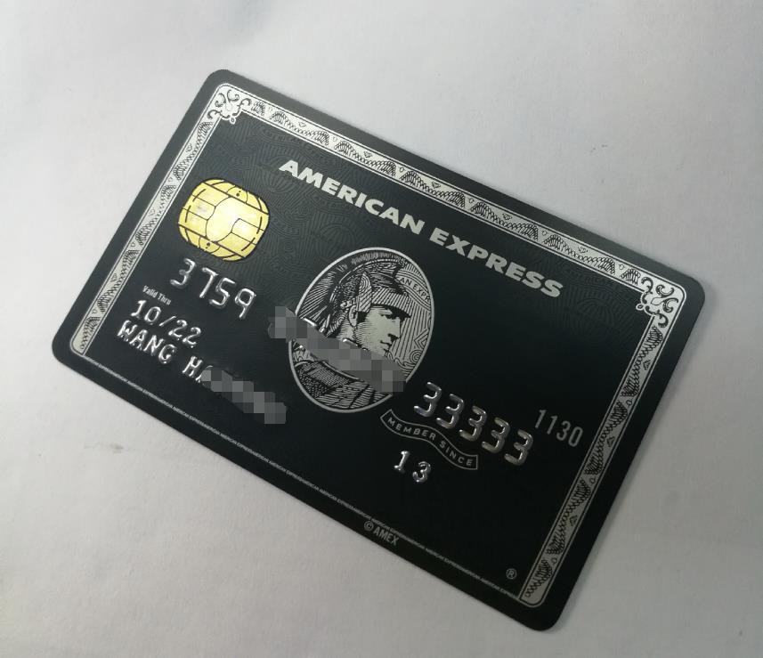 Thu Trang còn cho biết thêm những gì mình nói trong clip chỉ là số ít trong các lợi ích tấm thẻ đen mang tới. Ngoài ra thì còn nhiều lợi ích siêu cao cấp khác, ví dụ như đi đâu cũng thuê được ngay siêu xe như Ferrari hay Lamborghini để chạy....