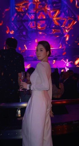 Sau đó, hot girl Trâm Anh vướng không ít thị phi nên đã vắng bóng một thời gian dài.