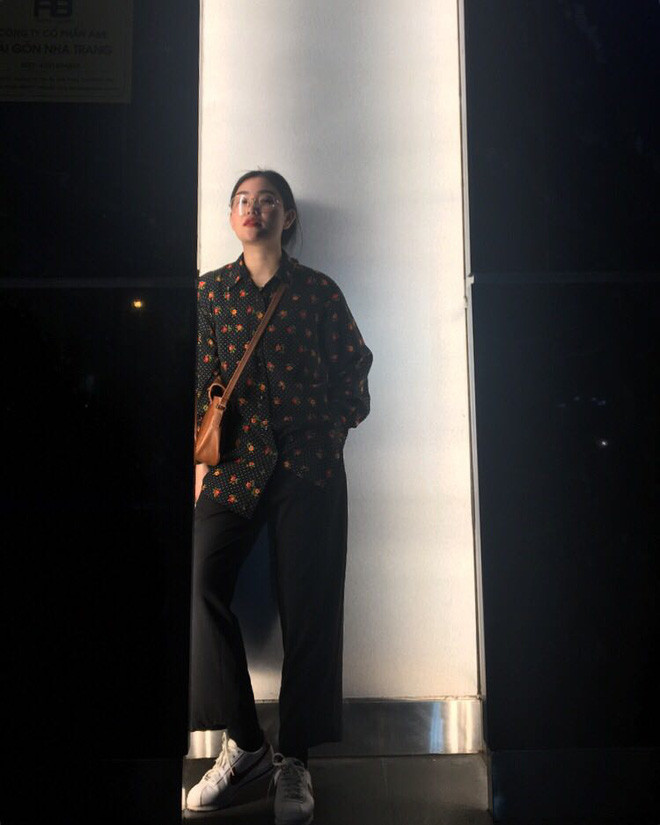 Chẳng phải mất quá nhiều tiền với món đồ hàng hiệu và chỉ cần con mắt thẩm mỹ và guu thời trang cá tính của bản thân, Bách Liên đã mang đến màu sắc mới trong dàn hot girl Việt mới nổi.