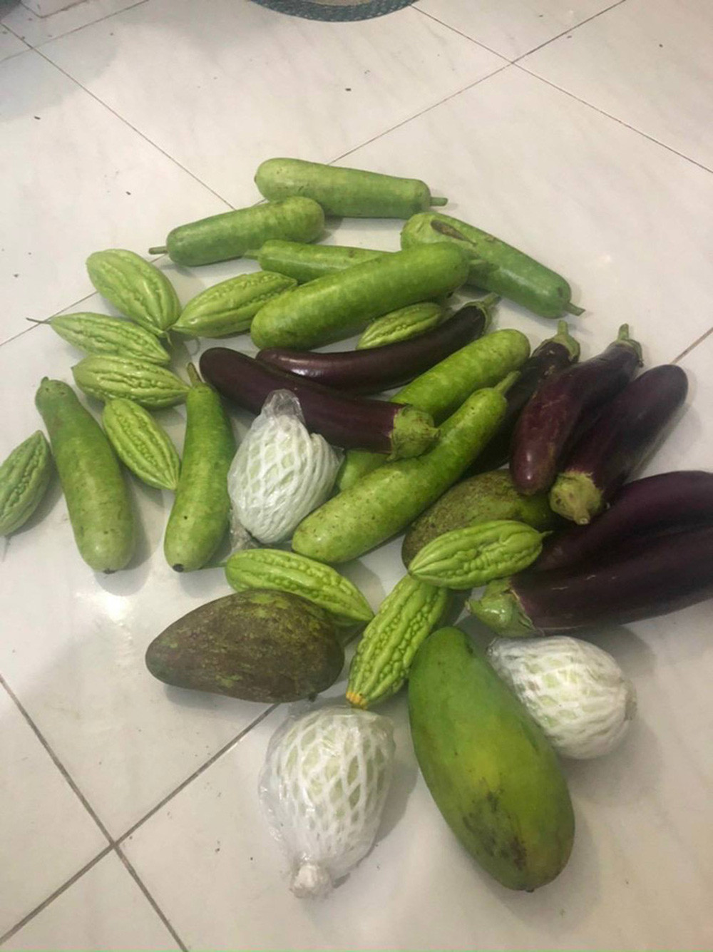 Có thể nói việc ra đời những tổng đài, ứng dụng hỗ trợ người khó khăn trong mùa dịch là cử chỉ rất đáng hoan nghênh. Tuy nhiên, cũng đã có một số đối tượng lợi dụng lòng tốt của người khác để được "ăn free" ở thời điểm này.