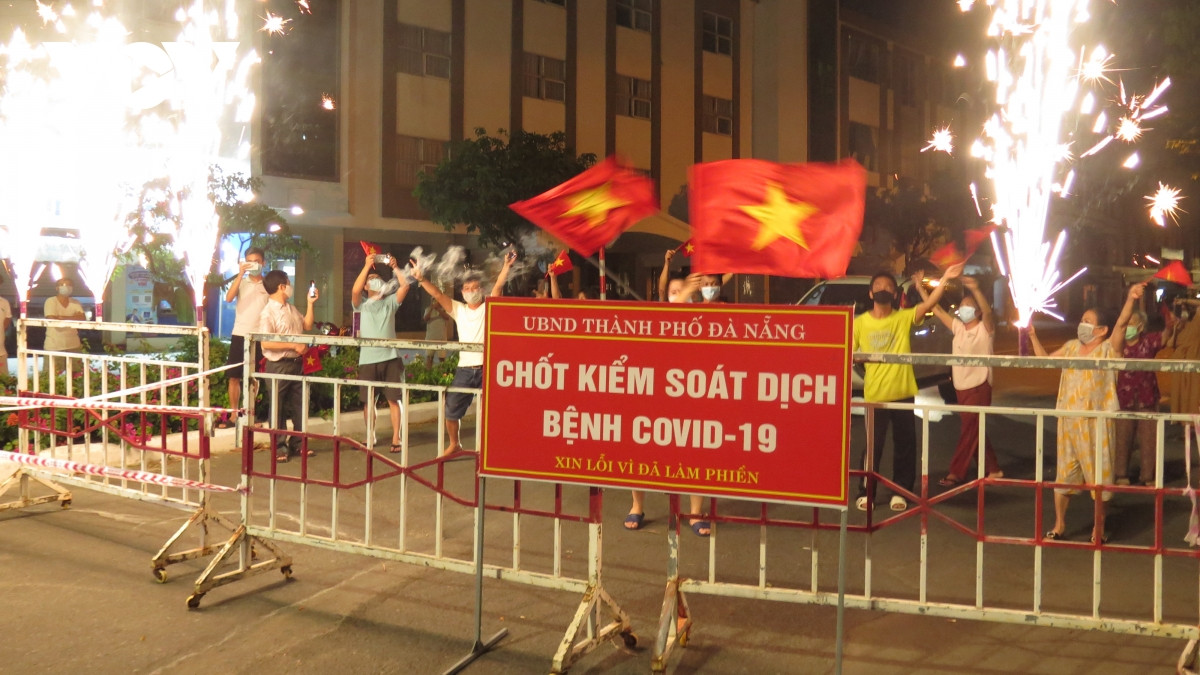 Do bo cach ly y te khu vuc dan cu vu truong New Phuong Dong