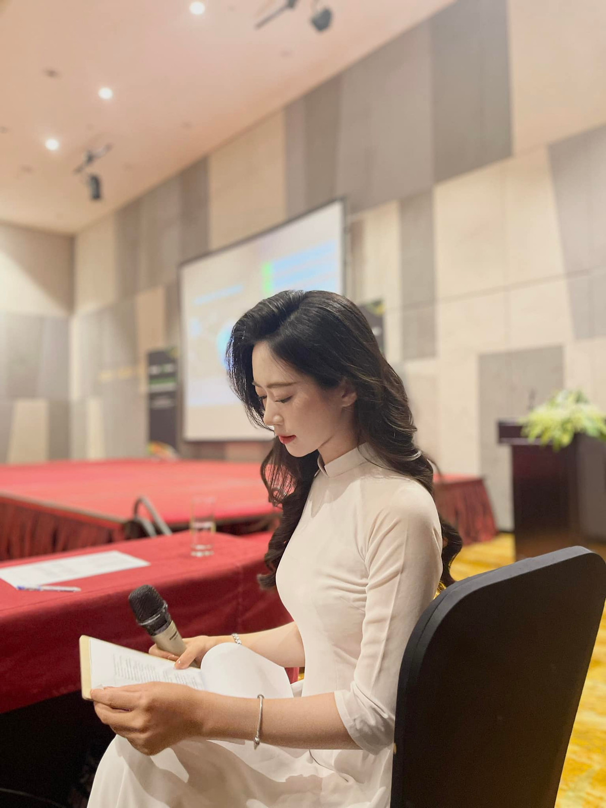 Trên trang cá nhân, Đan Chi có tới hơn 75.000 lượt theo dõi trên Facebook.