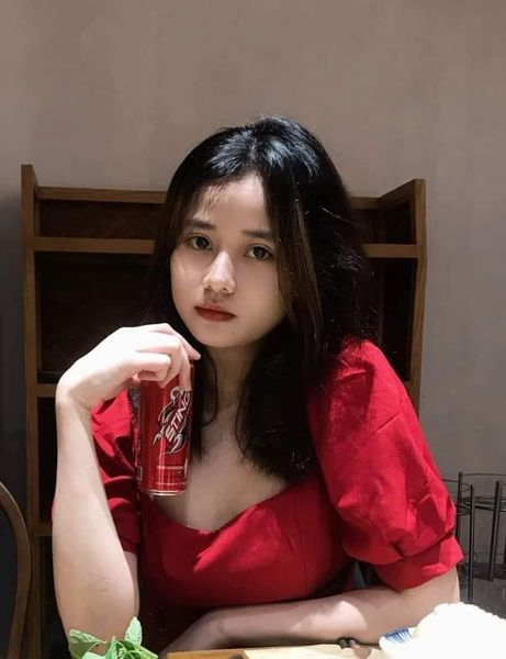 Không chỉ xinh đẹp, Tuyết Nhi còn giỏi thể thao.