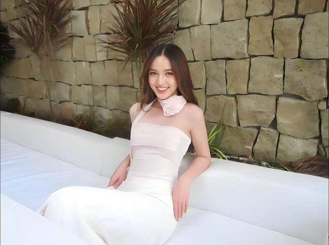 Một tiết mục được trông đợi là trao của hồi môn, riêng bà ngoại Đình Khang đã trao cặp đôi hàng loạt quà cưới giá trị. Cụ thể, bà ngoại tặng cháu trai 1 cây vàng, tặng riêng cháu dâu cả chục chiếc nhẫn được mua từ năm 2014 và tặng 2 cháu 5000 đô (hơn 123 triệu đồng) tiền mặt.