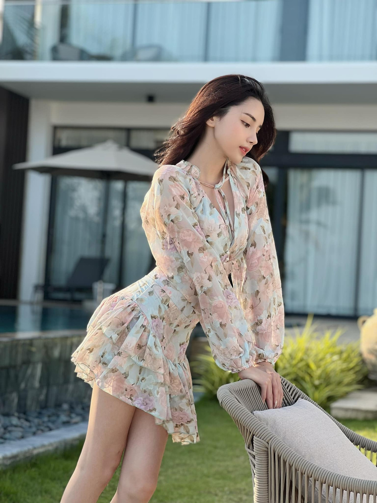 Mới đây, Đan Tiên cũng đã cập nhật trên trang cá nhân hình ảnh của bản thân từ nhỏ đến lớn. Từ một cậu bé đến một cô gái như hiện tại.