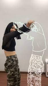 Có người cho rằng, Tuyết Bít cố tình chứng minh cho đoàn phim thấy quyết định thay người là sai nhưng cũng không ít người vẫn tiếc nuối cho vai diễn của cô.