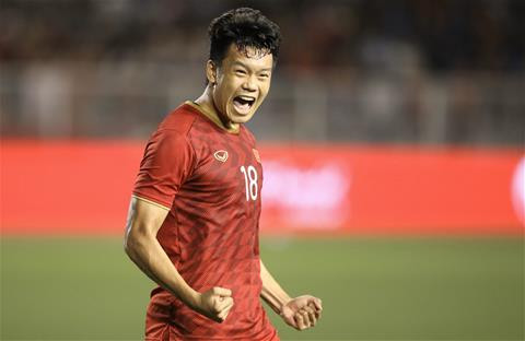 Trong bối cảnh Bùi Tiến Dũng không thể sang Ả Rập Xê-út vì chấn thương, Thành Chung là cái tên được nhiều CĐV đội tuyển Việt Nam đặt trọn niềm tin.