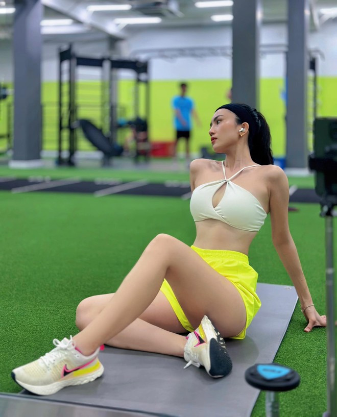 Ngọc Bích cũng như đa phần người hâm mộ, hụt hẫng và thất vọng sau khi xem trận đấu.