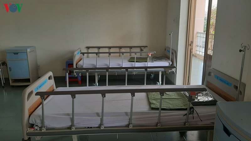 Giường bệnh dành cho những bệnh nhân cách ly và nằm điều trị tại bệnh viện dã chiến.