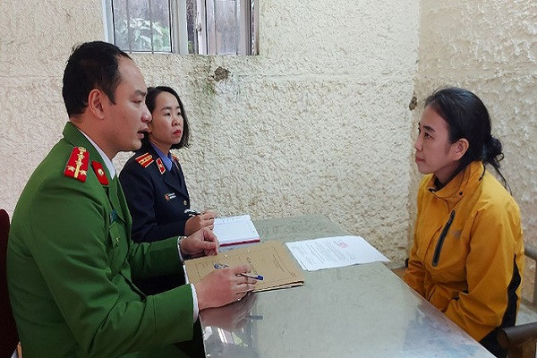 Khoi to 9 bi can vu nang khong gia thiet bi y te tai Ha Tinh