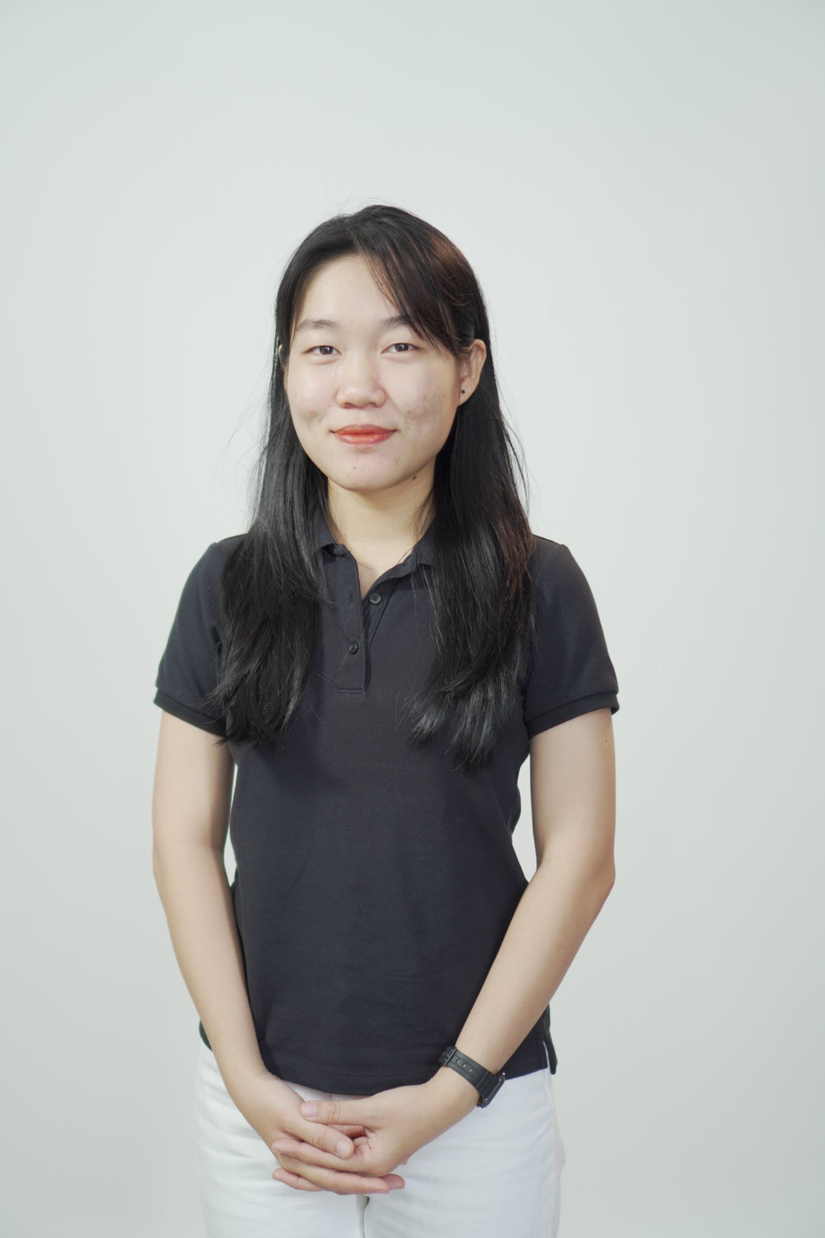 Thế nhưng để ngoài tai tất cả, Thụy tiếp tục lan tỏa năng lượng yêu bản thân đến mọi người. Giờ đây, mỗi khi nhắc đến Lê Thụy TikTok, hiện lên đầu tiên là hình ảnh một Gen Z dẫn đầu phong trào tự tin với vẻ ngoài tự nhiên.