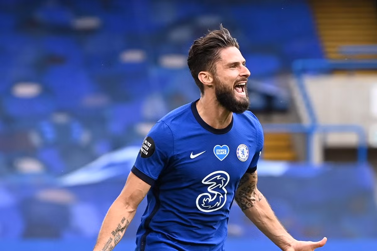 Tiền đạo người Pháp Oliver Giroud vừa chia sẻ kế hoạch chuyển tới thi đấu tại MLS sau 2 năm nữa. Đây được coi là phương án "dưỡng già" của tiền đạo người Pháp.