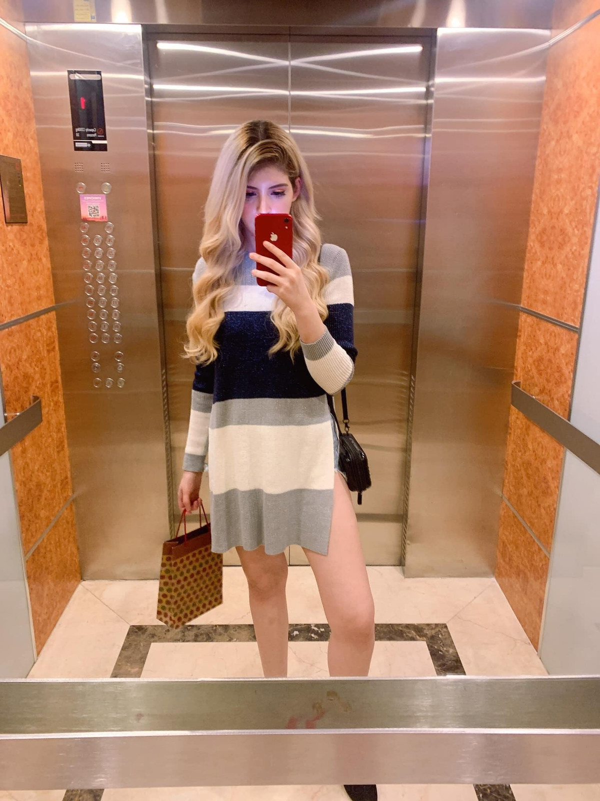 Ở ẩn một thời gian dài, An Tây giờ đây chăm cập nhật ảnh về cuộc sống đời tư hơn trước. Nhiều người nhận xét cô nàng ngày càng gợi cảm.