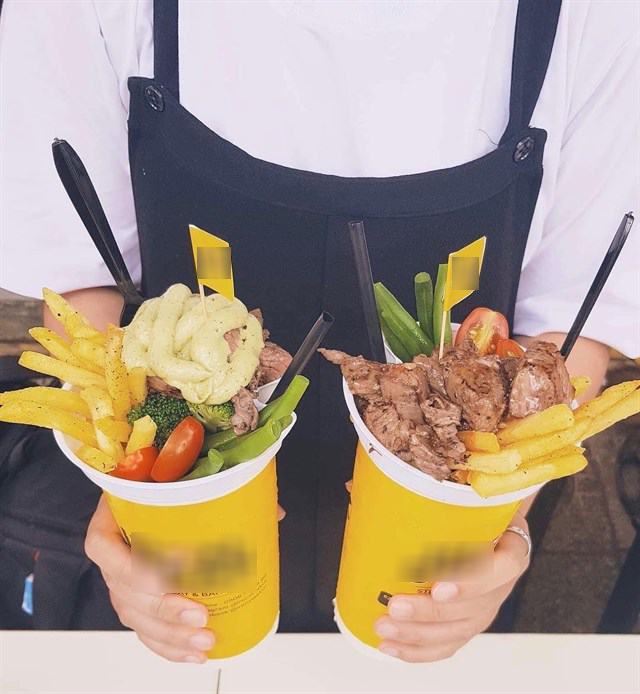 Bên cạnh những reviewer có tiếng tăm và nhận được sự tin cậy từ người xem thì cũng có không ít người bị cho thiếu trách nhiệm khi đánh giá sản phẩm.