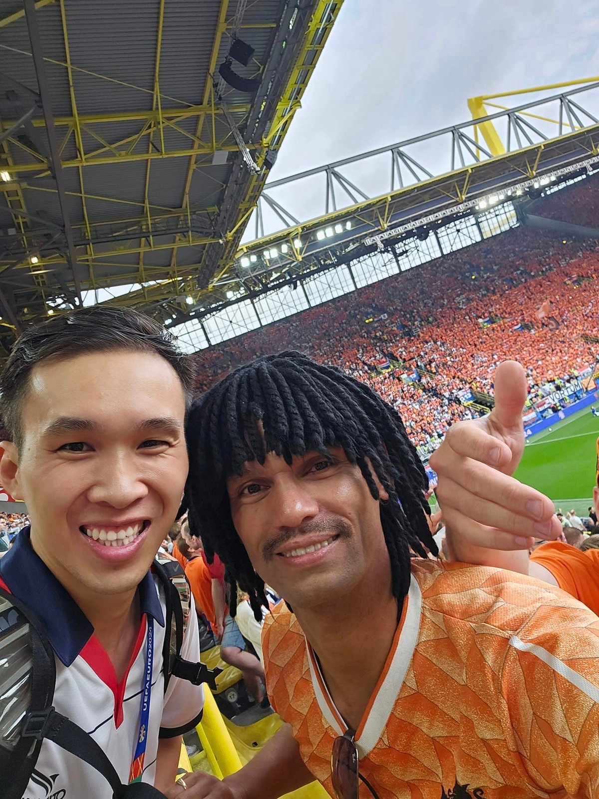 Chia sẻ với PV, Phat Freestyle luôn luôn là một người khát khao đưa hình ảnh Việt Nam ra với đông đảo bạn bè Quốc tế thông qua nhưng Skill tâng bóng đẹp mắt mà trong đó có nhiều động tác rất Việt Nam.