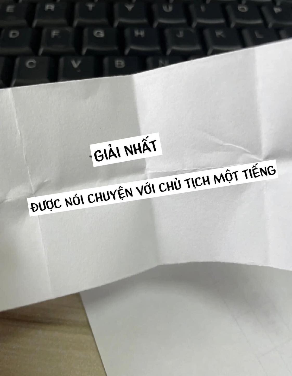 Ai cũng ngại tiếp xúc mà đặc biệt là nói chuyện trực tiếp với sếp nhưng khi bạn lĩnh được thưởng Tết là điều này ắt hẳn sẽ muốn đổi thưởng ngay.
