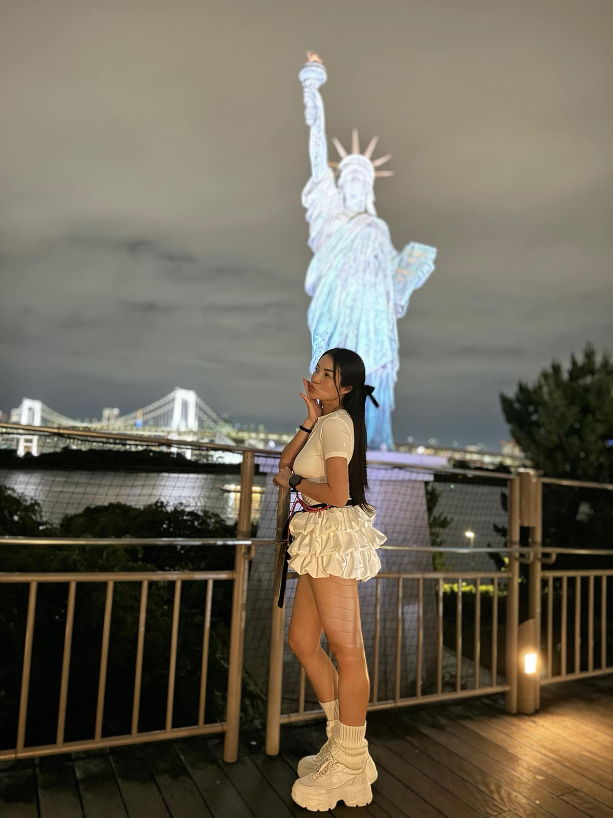 Được biết, trước khi chơi pickleball, Thủy Top cũng là một tín đồ của các môn thể thao. Cô thường xuyên chạy bộ, tập gym, bơi lội,... đặc biệt là đạp xe để duy trì thể lực, có sức khỏe tốt.