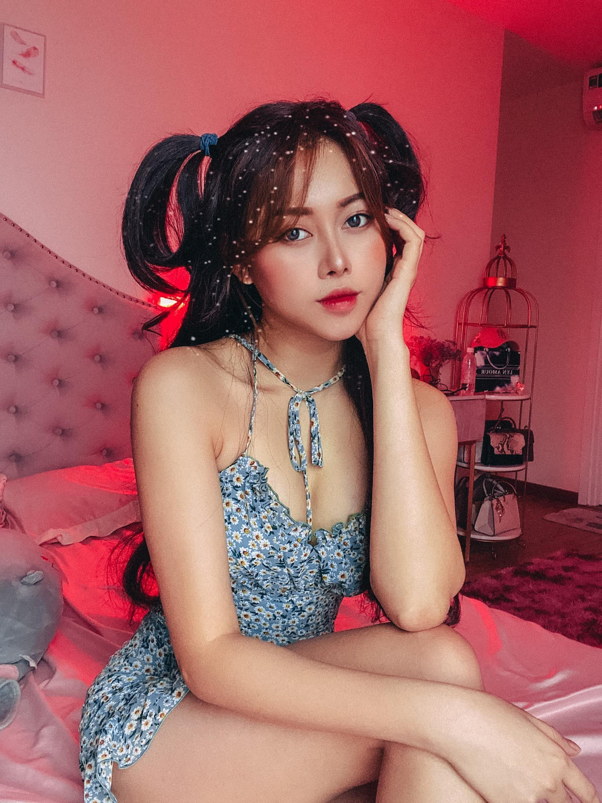 Bên cạnh sự nghiệp khá thành công, Phương Thoa còn khiến nhiều người phải ngưỡng mộ vì có một tình yêu đẹp.