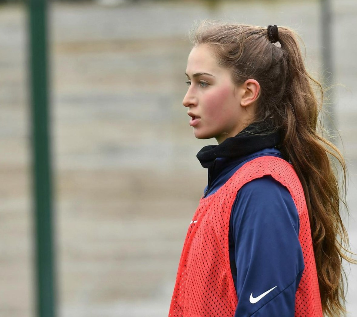 Huitema sở hữu chiều cao ấn tượng 1,8 m, vẻ đẹp ngọt ngào cùng thân hình nóng bỏng thu hút mọi ánh nhìn.