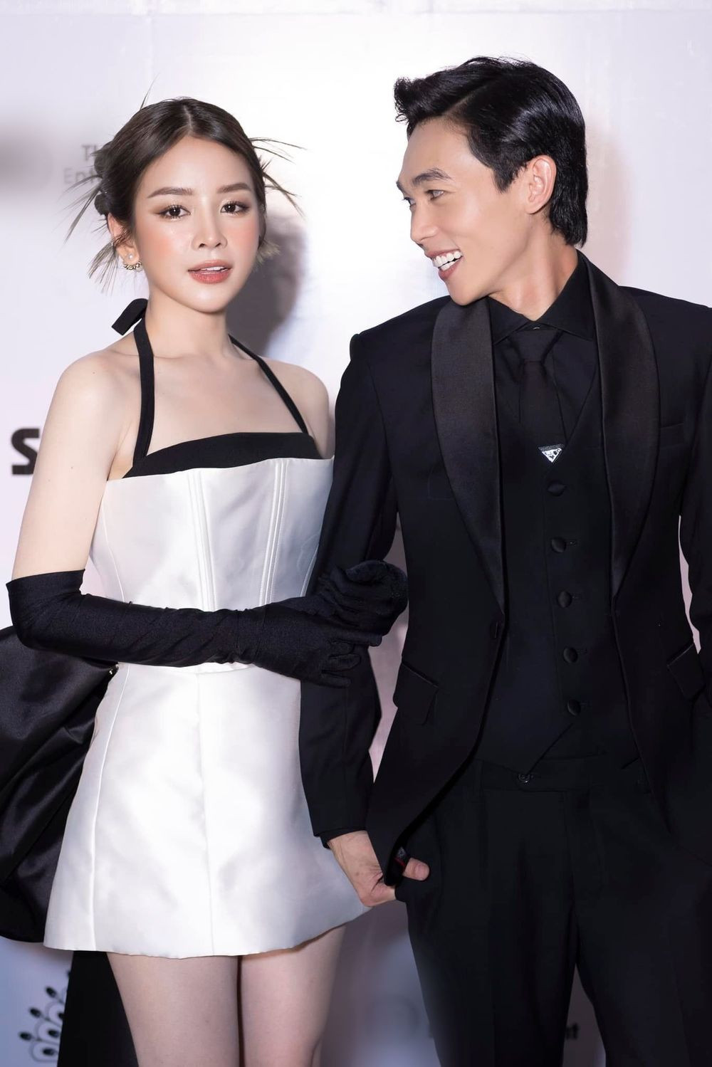 Dù là một trong những DJ nữ nổi tiếng trong làng nhạc Việt nhưng Mie không hề ngại ngùng khi đề cập đến chuyện “dao kéo”.