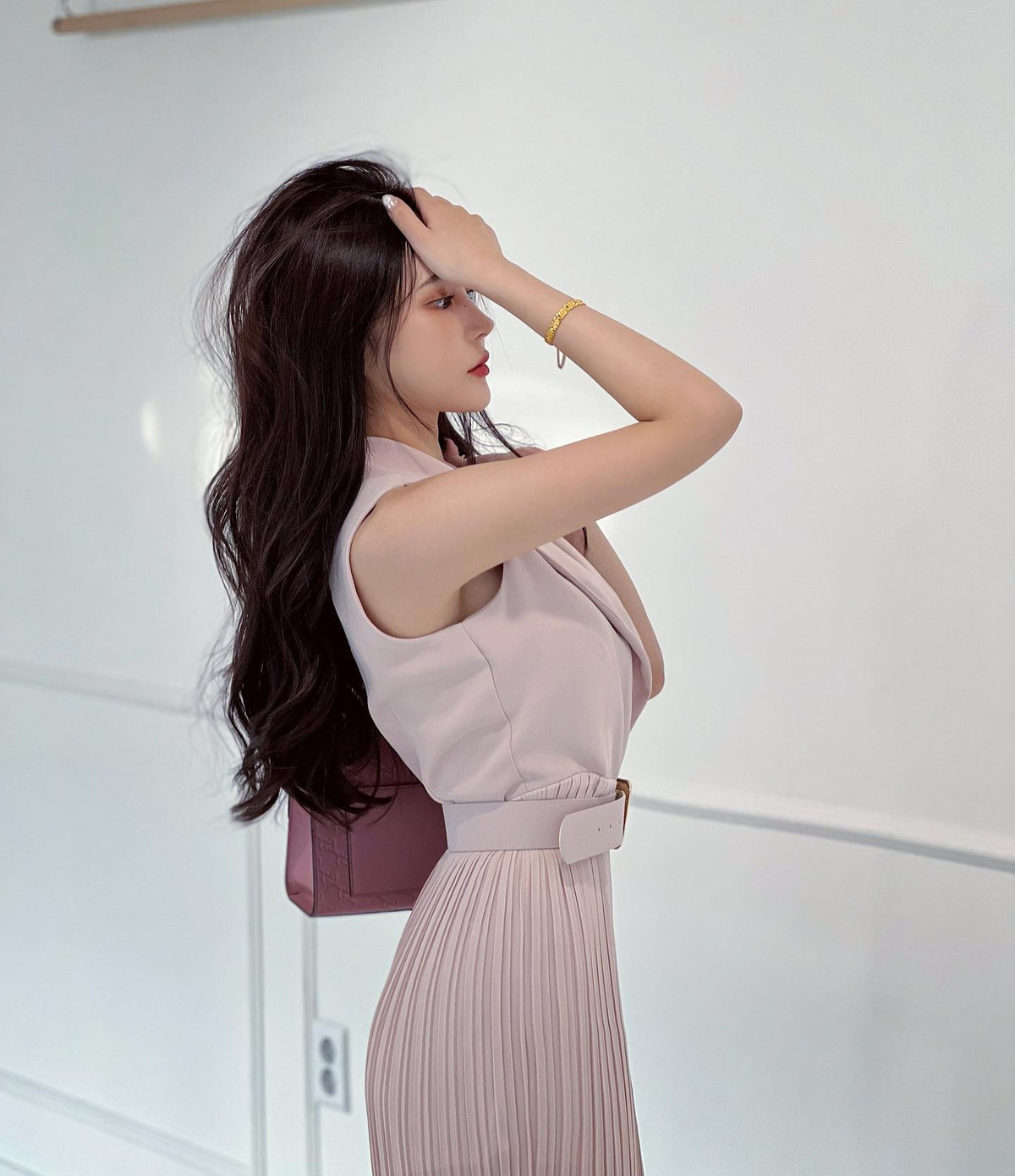 Vụ tai nạn giao thông xảy ra vào tháng 2/2024. DJ Yesong uống rượu say, nồng độ cồn trong máu cô lên đến 0,221%, vượt xa mức giới hạn cho phép theo quy định của luật pháp Hàn Quốc.