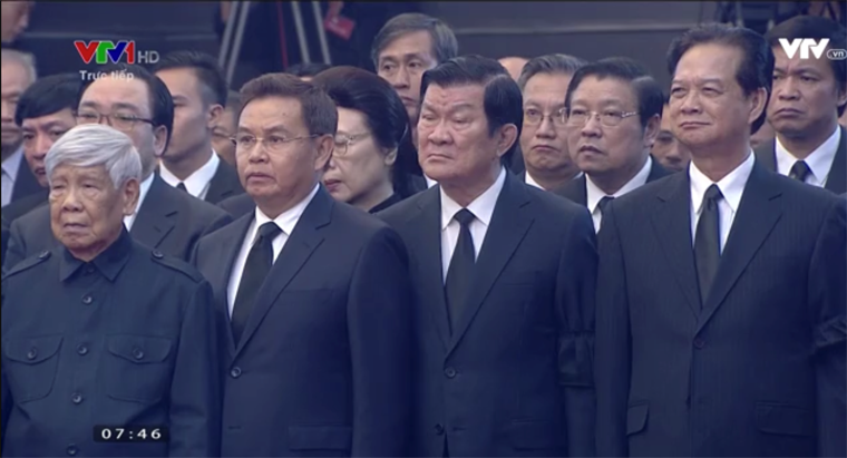 Các vị nguyên lãnh đạo Đảng, Nhà nước tại lễ truy điệu nguyên Thủ tướng Phan Văn Khải.