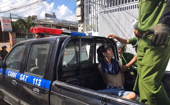 Dau thu sau 2 nam bo tron vi nem da va dung cay danh cong an: Toi co nang?