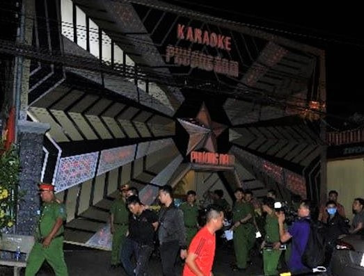 Karaoke Phuong Nam cho khach, tiep vien “choi” ma tuy...hoat dong tinh vi co nao?