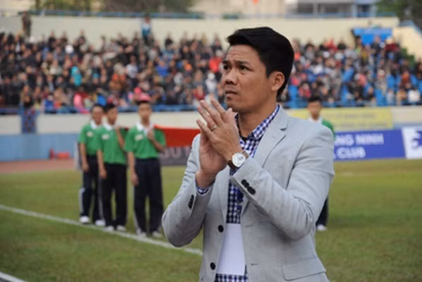 Cựu danh thủ Thể Công Phạm Như Thuần bày tỏ lòng ngưỡng mộ đối với U23 Việt Nam. Ảnh: I.T