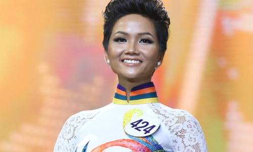 Hoa hậu hoàn vũ 2011 H’Hen Niê.