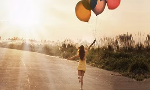 Hỉ là cảnh giới của đời người, có thể giữ được một trái tim luôn vui vẻ, tích cực đó không khác gì uống được linh đơn diệu dược.