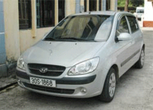 Trước tính chất phức tạp của vụ án, lãnh đạo Công an tỉnh Nam Định đã huy động sự phối hợp của công an nhiều huyện, thành phố. Nhiều giả thiết về vụ án được cơ quan điều tra đưa ra để phân tích, mổ xẻ. Rất có thể đây là một vụ thanh trừng xã hội, nhưng cũng không loại trừ khả năng giết người, cướp tài sản... Trong lúc quá trình điều tra đang rơi vào bế tắc thì Công an TP. Nam Định tiếp nhận thông tin về việc có một đối tượng nam giới đang rao bán gấp một chiếc ô tô (loại thường dùng để chạy dịch vụ taxi) với giá sốc là 30 triệu đồng. (Ảnh tư liệu)