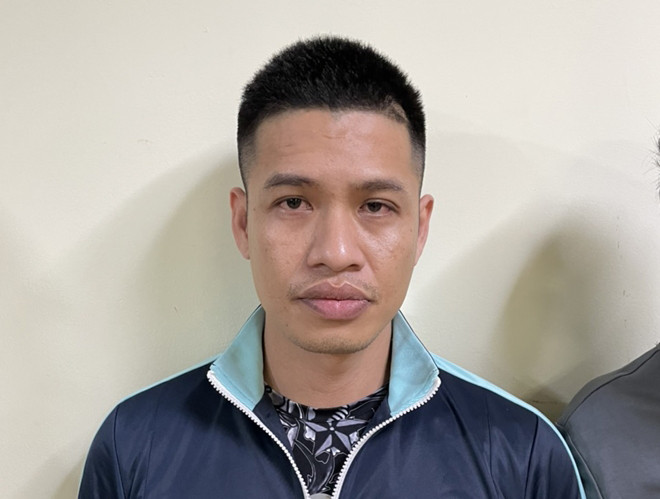  Triệt phá đường dây cá độ bóng đá trên 400 tỷ đồng: Chiều 30/3, Bộ Công an cho biết, vừa triệt phá đường dây tổ chức đánh bạc và đánh bạc với quy mô lớn trên mạng Internet thông qua Website bong88.com, với số tiền trên 400 tỷ đồng. Cầm đầu đường dây là Vũ Mạnh Cường (SN 1986), trú tại tỉnh Nam Định, có 1 tiền án giết người.