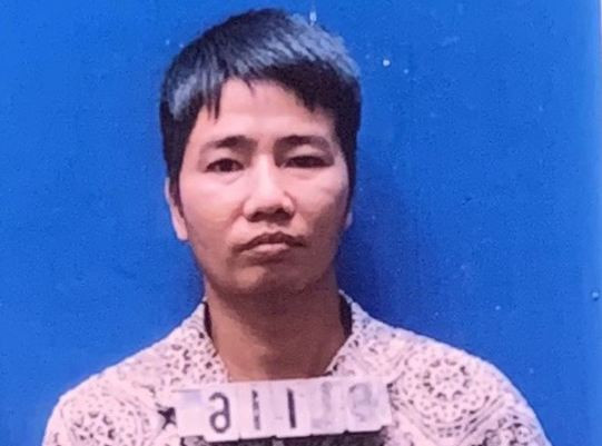  Đột nhập nhà dân, đục két sắt trộm 400 triệu đồng: Ngày 30/3, Công an tỉnh Nghệ An cho biết, đang tạm giữ hình sự Phan Văn Phương (SN 1988, ở Nghệ An) để điều tra. Theo đó, Phương lợi dụng gia chủ vắng nhà, đã cạy khóa, đột nhập và đập két sắt lấy trộm 400 triệu đồng cùng 1 điện thoại di động của một gia đình ở huyện Đô Lương. 