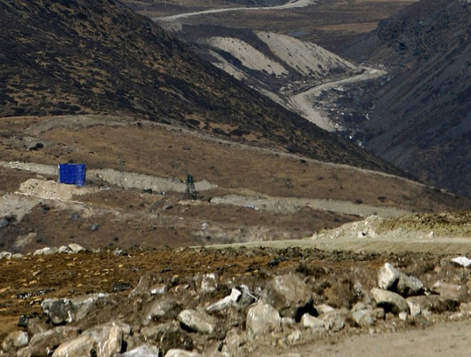 Nhưng lần này tình hình có vẻ căng thẳng đột biến, gợi nhắc đến chiến tranh Trung-Ấn năm 1962 cũng xuất phát từ “điểm nóng” là Thung lũng Galwan, ông Shishir Upadhyaya, một cựu sĩ quan tình báo hải quân Ấn Độ, hiện đang cộng tác với tạp chí quốc phòng Jane’s nhận định.