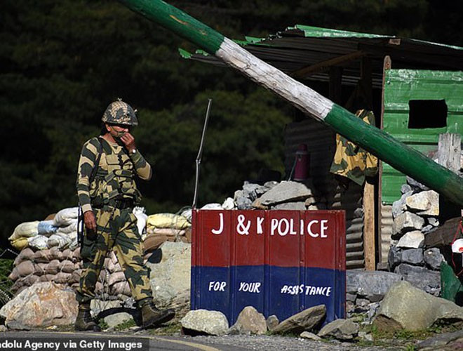 Trong khi hai bên một lần nữa đàm phán để “hạ nhiệt” tình hình và ngăn chặn sự leo thang, câu hỏi đặt ra là tại sao cuộc đối đầu biên giới lại trở nên bạo lực như vậy, và điều này liệu có thể gây ra một cuộc xung đột rộng lớn hơn, hay chiến tranh?
