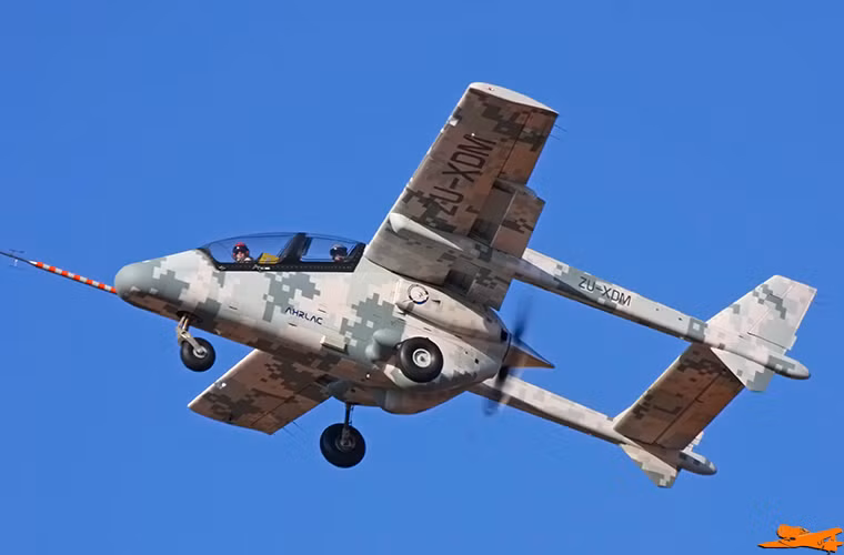  Máy bay trinh sát AHRLAC có chuyến bay đầu tiên vào năm 2013. AHRLAC được đánh giá là máy bay có hiệu năng cao, rất linh hoạt, đa năng có thể sử dụng cho nhiều nhiệm vụ khác nhau. Theo giám đốc hãng chế tạo cho biết: AHRLAC có rất nhiều ưu điểm so với UAV như giá rẻ, đơn giản, khả năng phòng thủ cao và dễ sử dụng trong không phận nội địa.