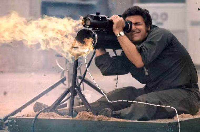 Tuy nhiên, nó cũng tồn tại những điểm yếu “gây sốc” mà đến khi bị loại biên chế, người ta mới cho biết. Một nghiên cứu của Quân đội Mỹ phát hiện ra rằng, độ chính xác khi tác chiến của M47 Dragon chỉ đạt 20% do hạn chế của hệ thống. Và điều "nực cười" là, các vi mạch điện tử của tên lửa có thể bị ảnh hưởng bởi nước muối qua đó làm giảm phạm vi tác chiến của nó, mà mỉa mai là M47 lại được trang bị cho Hải quân Mỹ.