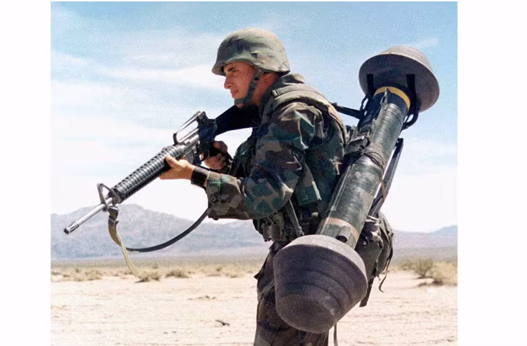 M47 cũng được trang bị hệ thống kính ngắm ban đêm, tuy nhiên nó lại quá cồng kềnh và phức tạp để lắp đặt. Đôi khi người vận hành phải tiến hành theo dõi bằng mắt thường các mục tiêu, điều chỉnh thủ công quĩ đạo bay của tên lửa, để dẫn hướng cho tên lửa tấn công mục tiêu trong khoảng cách 1km.