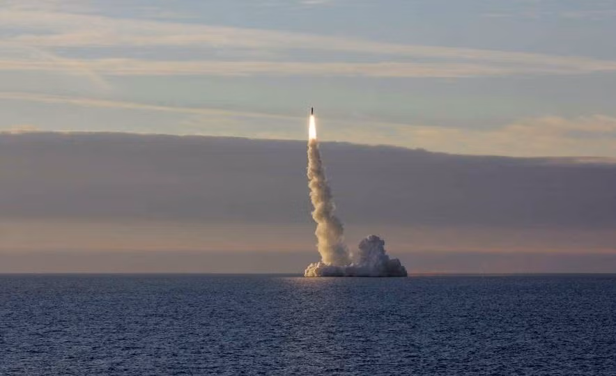 Như vậy, vụ phóng hôm 27/9, chỉ một trong hai quả tên lửa đạn đạo Bulava được bắn thành công tàu tàu ngầm lớp Borei.